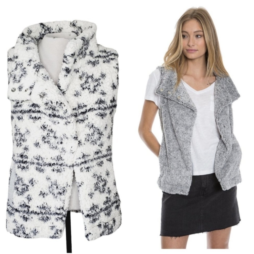 🔥 Anthropologie Dylan Sherpa Teddy Fleece Grey & White Vest